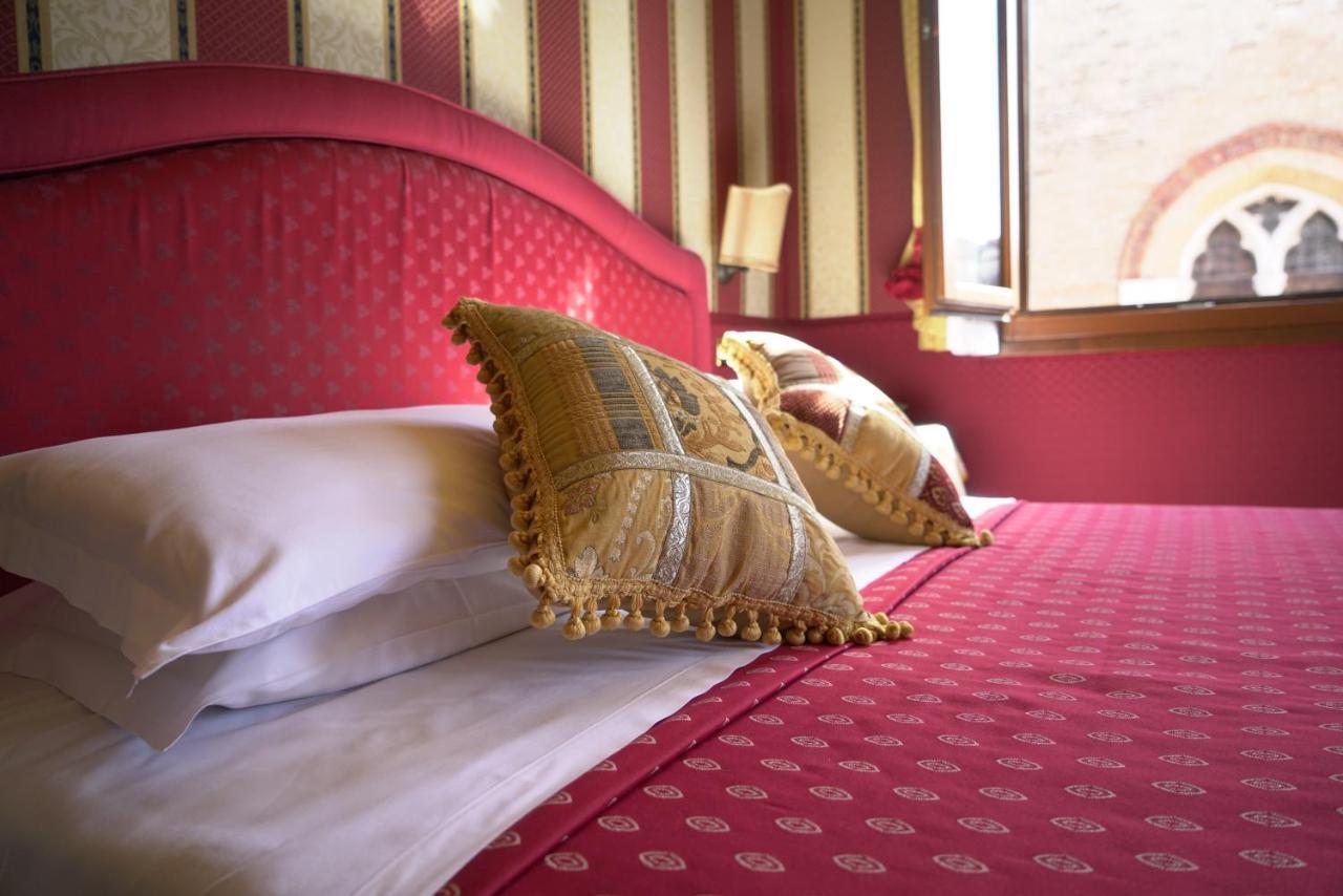 Ca' Morosini 1 & 2 Hotel Venice Exterior photo